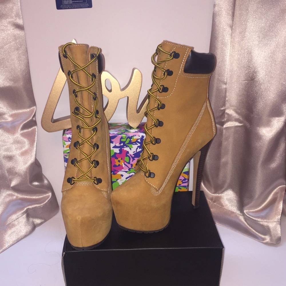 BRAND NEW!!! ZIGI GIRL BOOTS